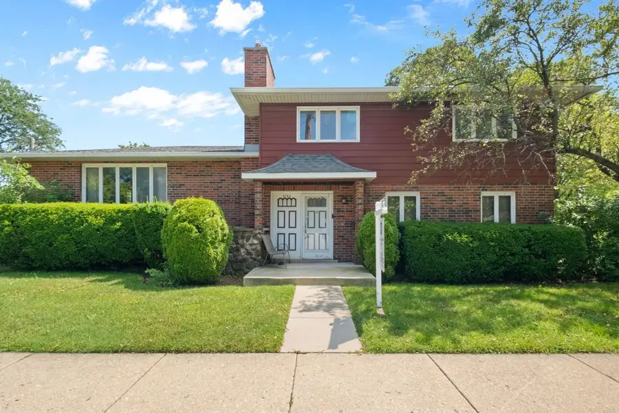 9143 Dr Korczak Terrace, Skokie, IL 60076 - #2
