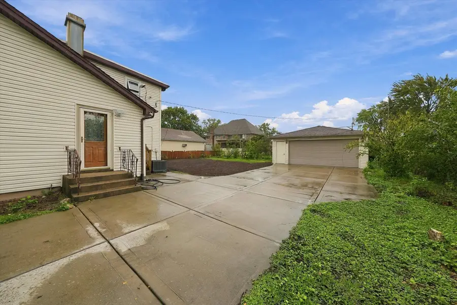 8937 Mcvicker Avenue, Oak Lawn, IL 60453 - #3