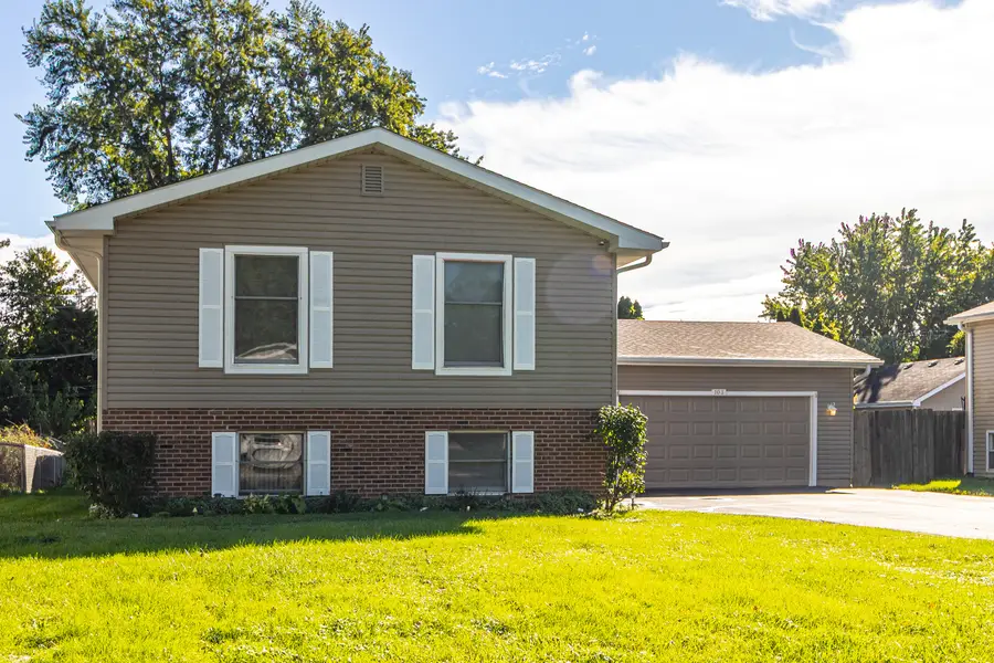 103 Hickory Drive, Lindenhurst, IL 60046 - #2