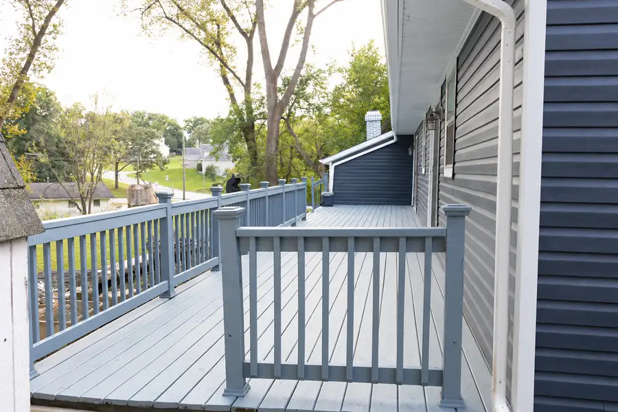 139 Memory Lane, Carpentersville, IL 60110 - #3