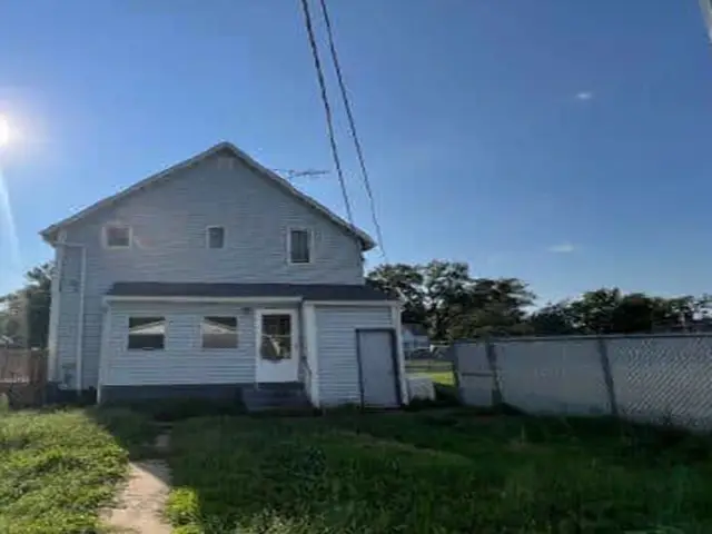 256 N Wildwood Avenue, Kankakee, IL 60901 - #2
