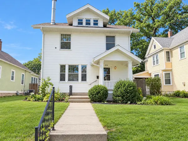 1616 29th Street, Rock Island, IL 61201
