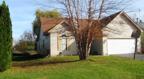 104 Gables Drive Sw, Poplar Grove, IL 61065 - #2