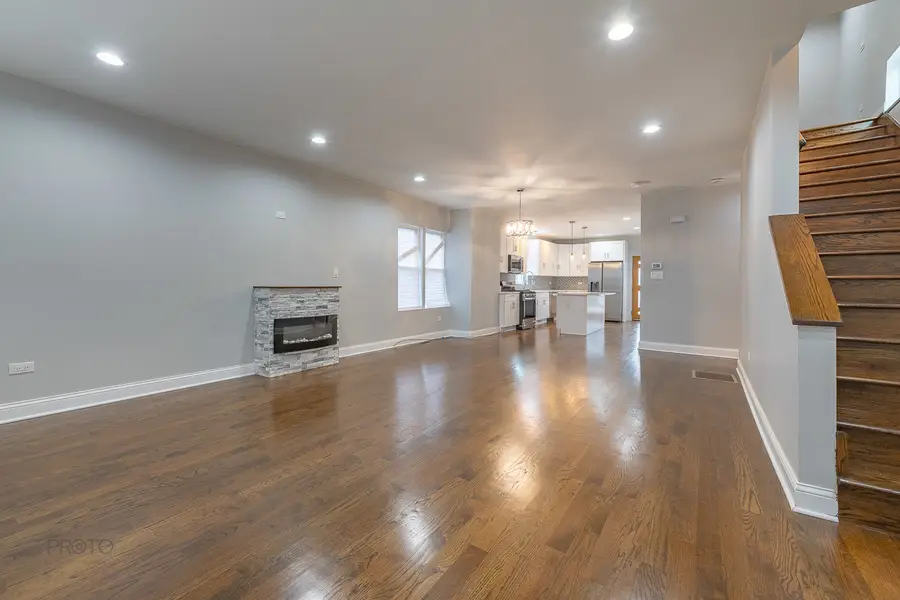 7846 S Saint Lawrence Avenue, Chicago, IL 60619 - #3