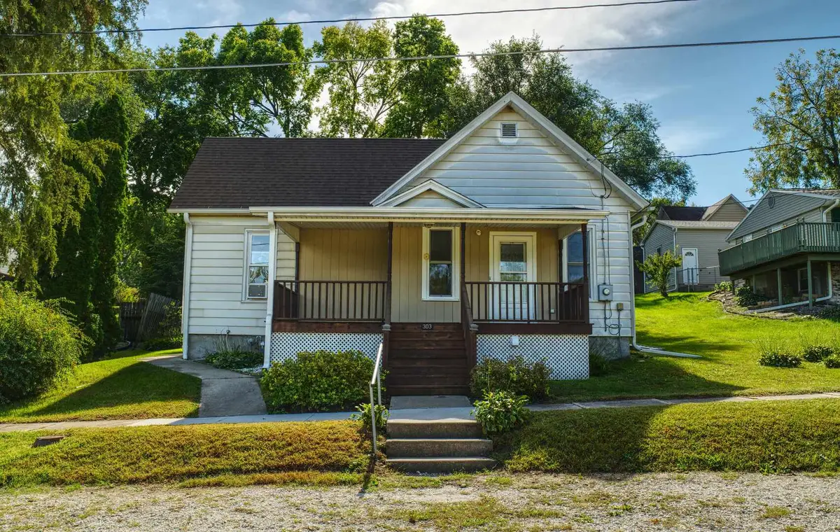 303 N Church Street, Albany, IL 61230 - #1
