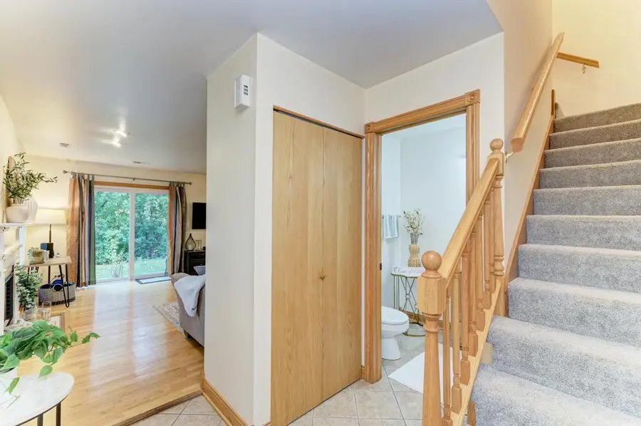 5522 Barclay Court, Clarendon Hills, IL 60514 - #2
