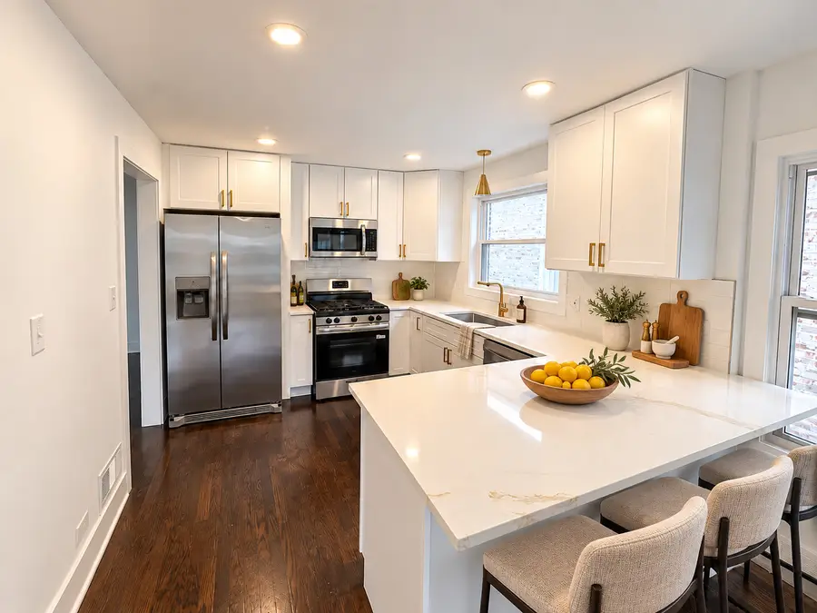8332 S Oglesby Avenue, Chicago, IL 60617 - #2