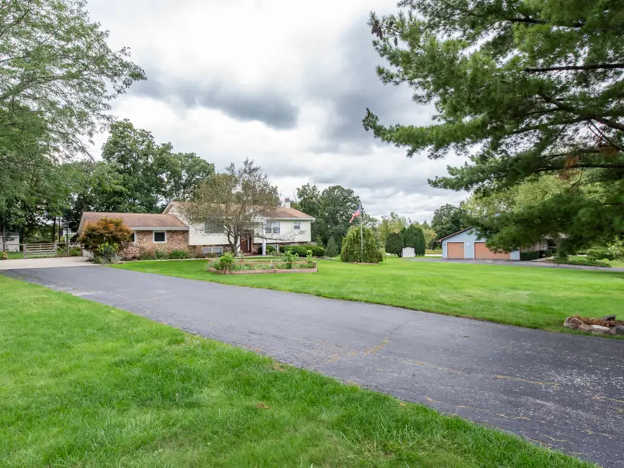 38970 N Northwoods Drive, Wadsworth, IL 60083 - #3