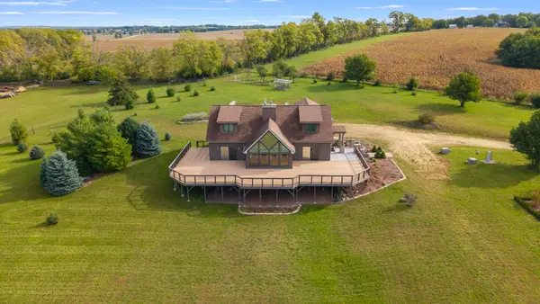 14949 Saunders Road, Pecatonica, IL 61063