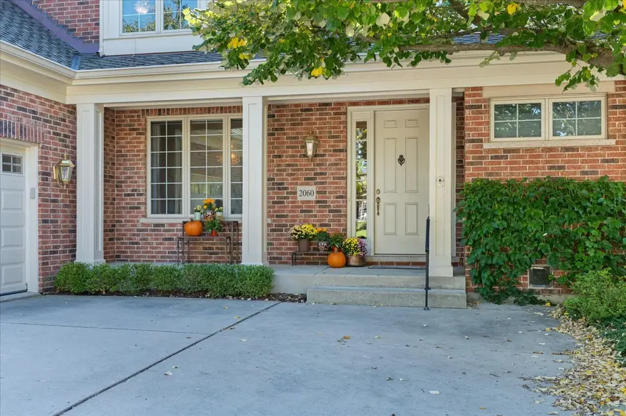 2060 Claridge Court, Northbrook, IL 60062 - #2