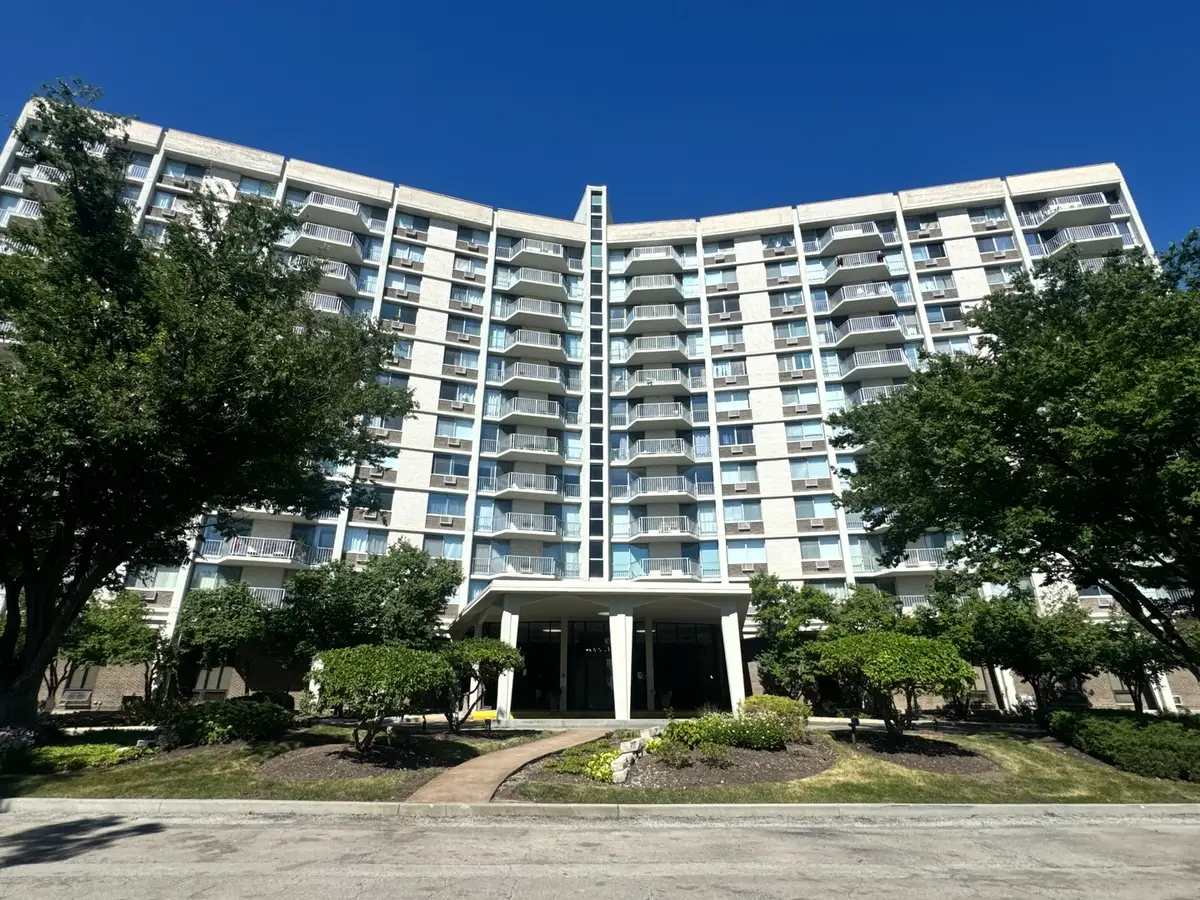 20 N Tower Road #10M, Oak Brook, IL 60523 - #1