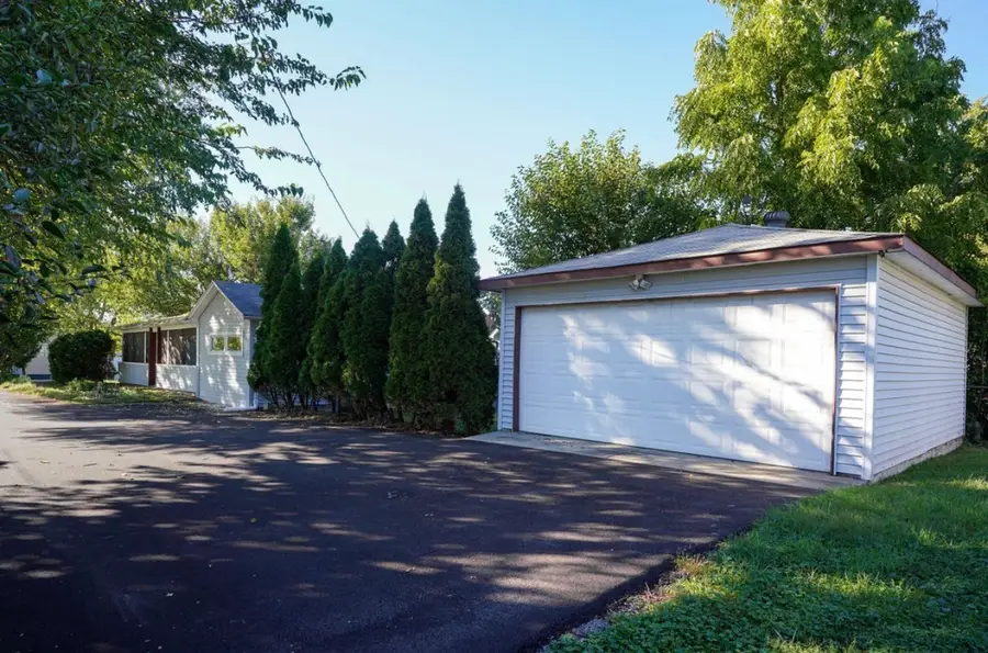 780 Melrose Avenue, Aurora, IL 60505 - #2