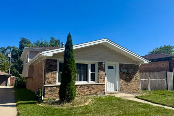 14229 S Saginaw Avenue, Burnham, IL 60633