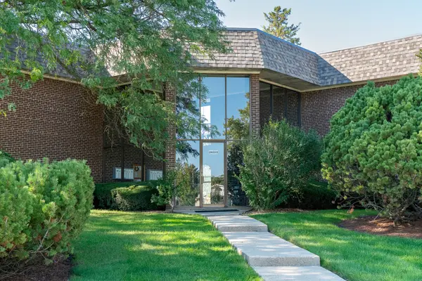 3N550 Crown Road #9, Elmhurst, IL 60126
