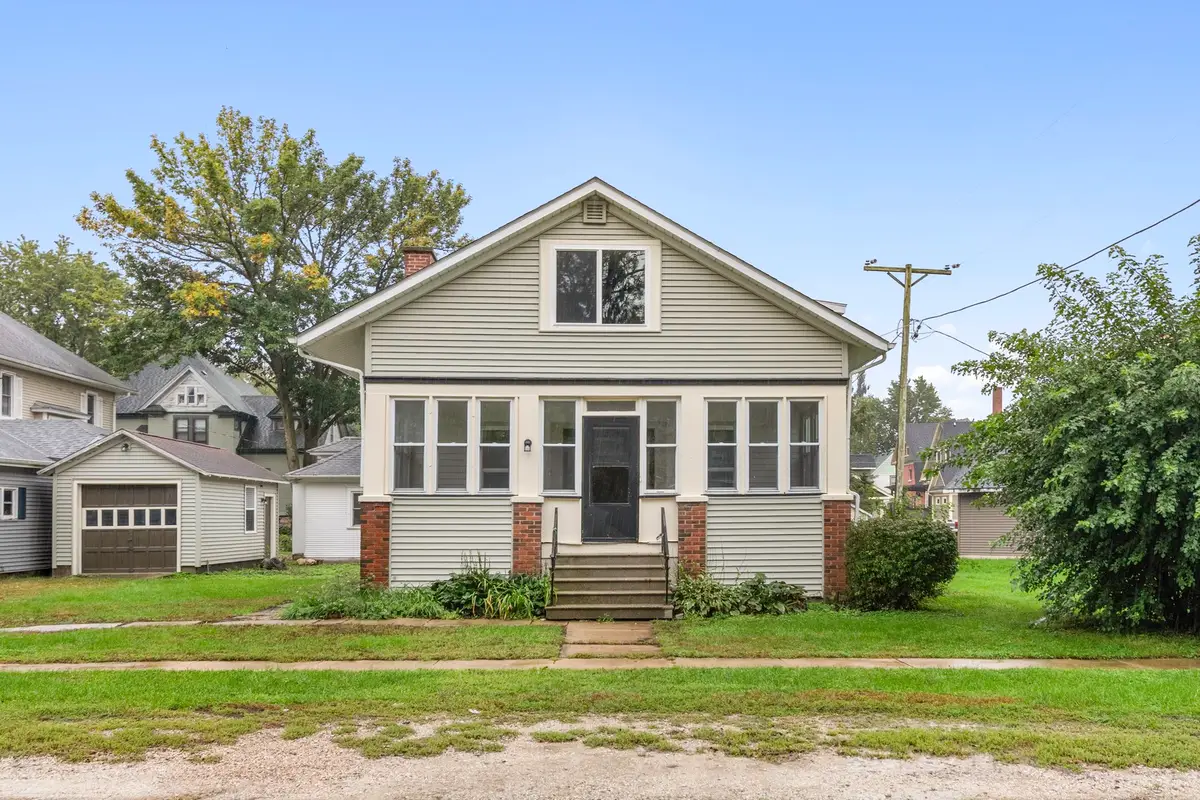 155 E Miller Avenue, Hinckley, IL 60520 - #1