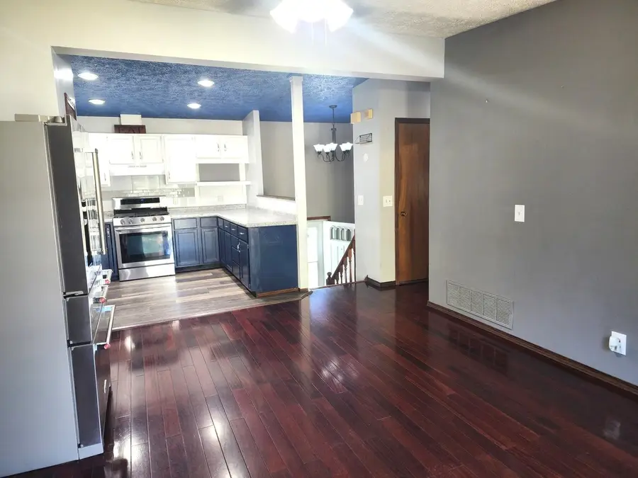 903 E Liberty Street, Wauconda, IL 60084 - #3