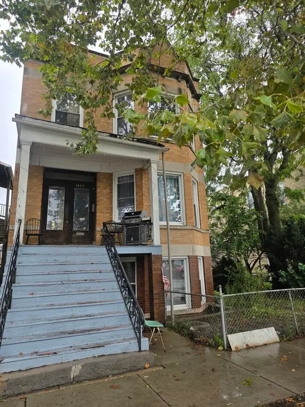 1465 N Kedvale Avenue, Chicago, IL 60651