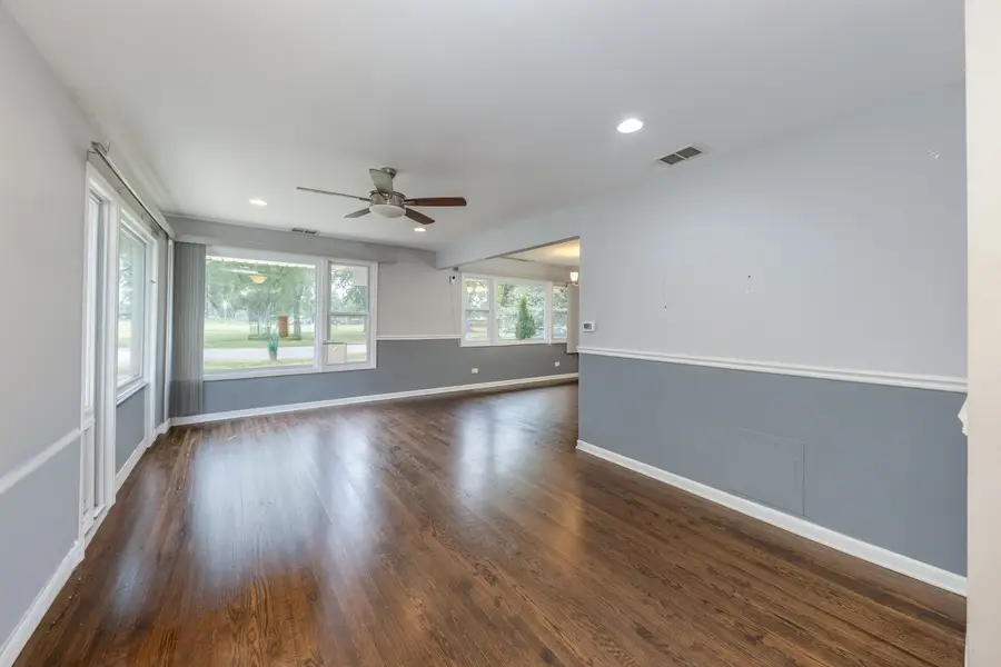 913 E 166th Street, South Holland, IL 60473 - #3