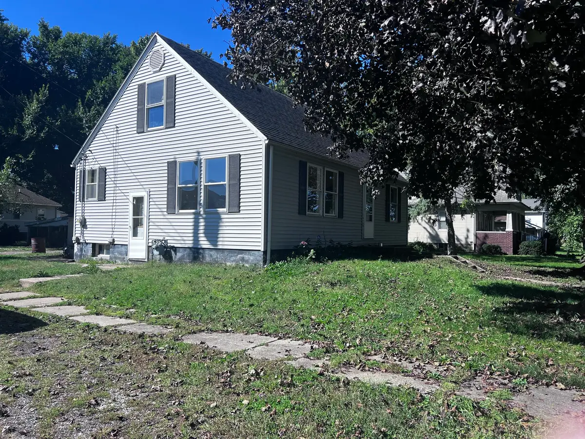 309 E Main Street, Buckley, IL 60918 - #1