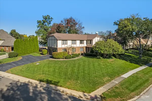13 Windwood Drive, Sugar Grove, IL 60554