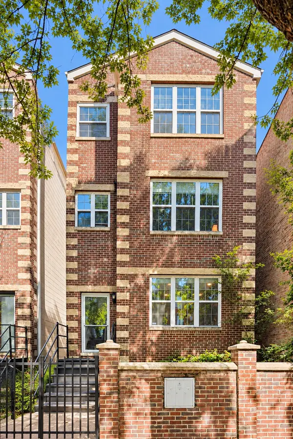 2710 W Haddon Avenue #3, Chicago, IL 60622