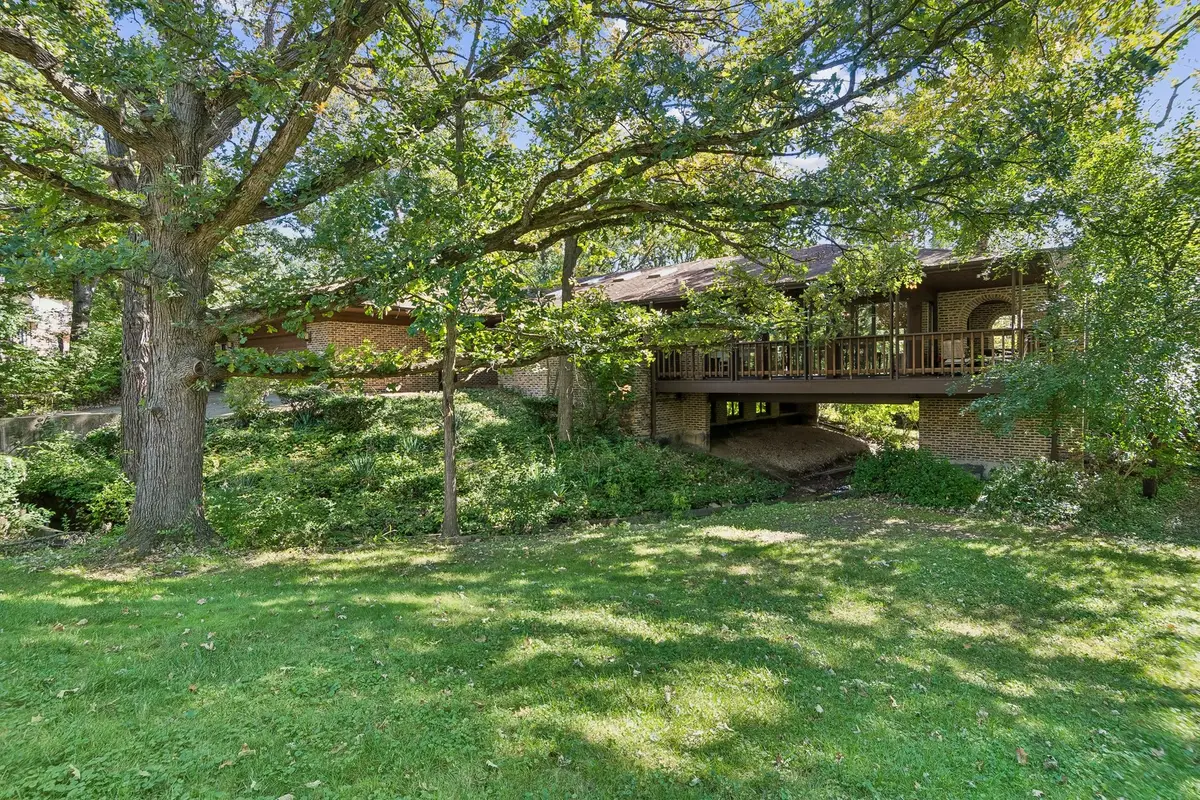 8607 W 93rd Place, Hickory Hills, IL 60457 - #1