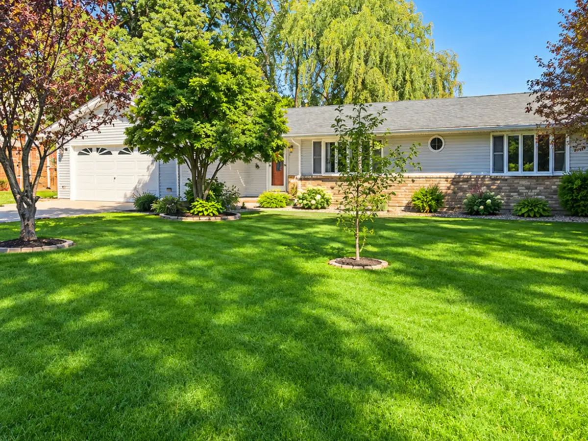3118 Edgewood Drive, Wonder Lake, IL 60097 - #1
