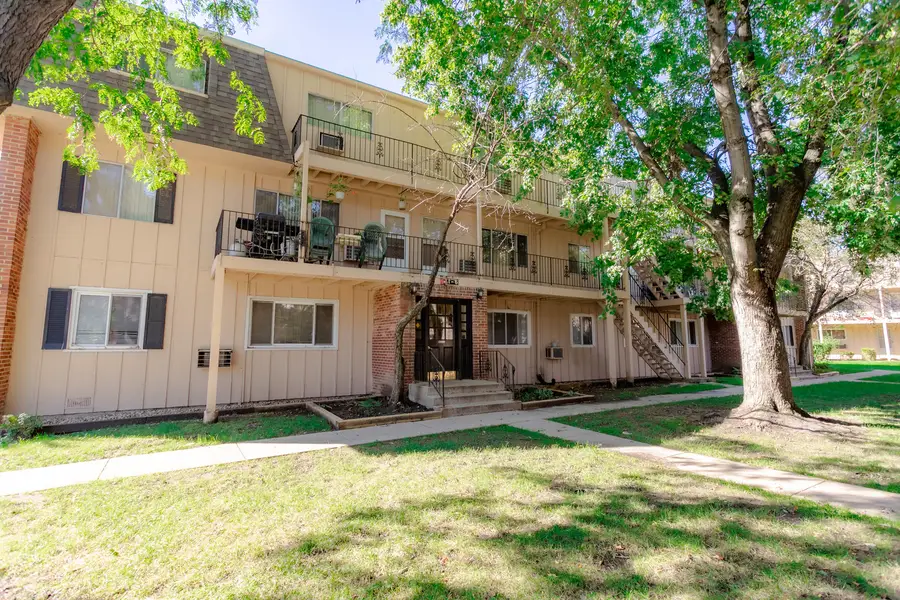 2406 Algonquin Road #4, Rolling Meadows, IL 60008 - #3