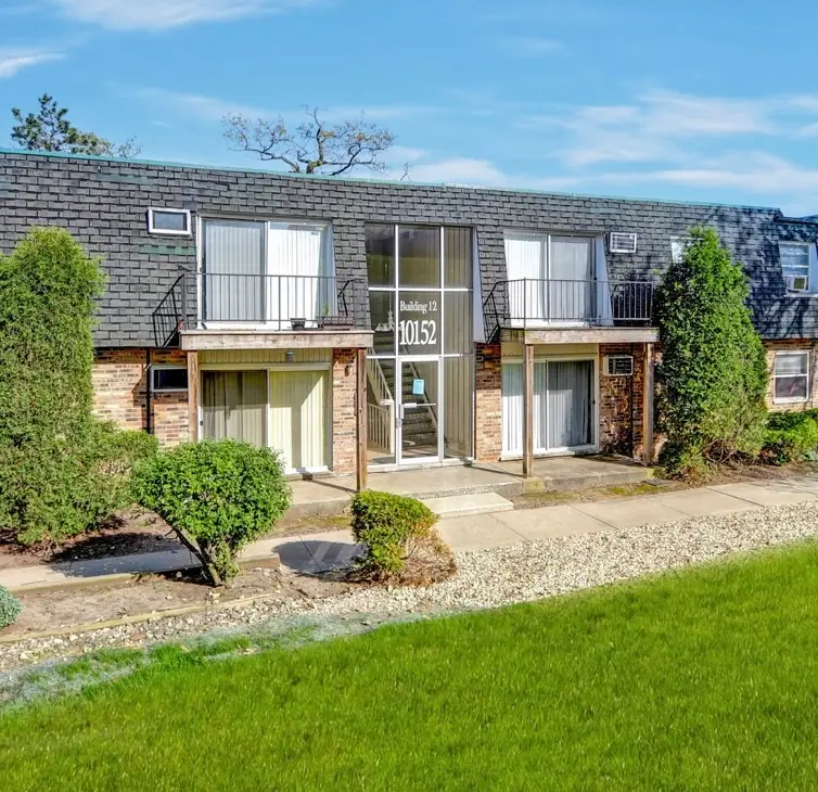 10152 S 84th Terrace #12-109, Palos Hills, IL 60465 - #1