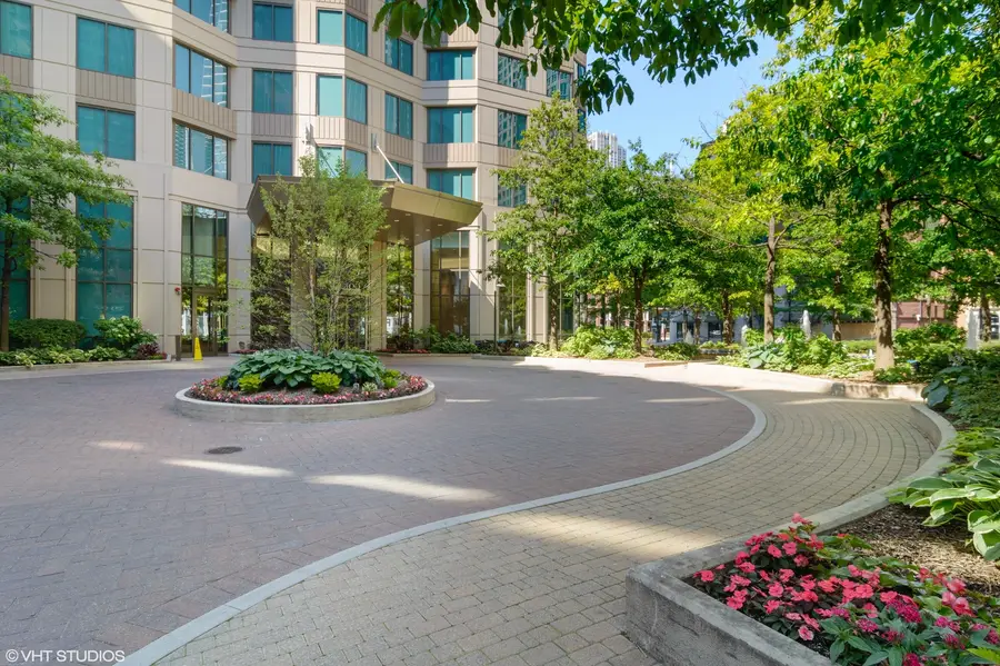 400 N Lasalle Street #3305, Chicago, IL 60654 - #2