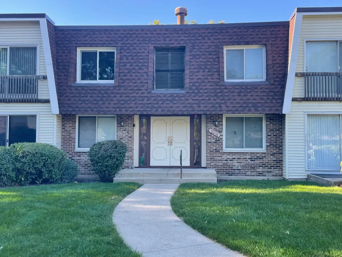 3018 Roberts Drive #3, Woodridge, IL 60517 - #1