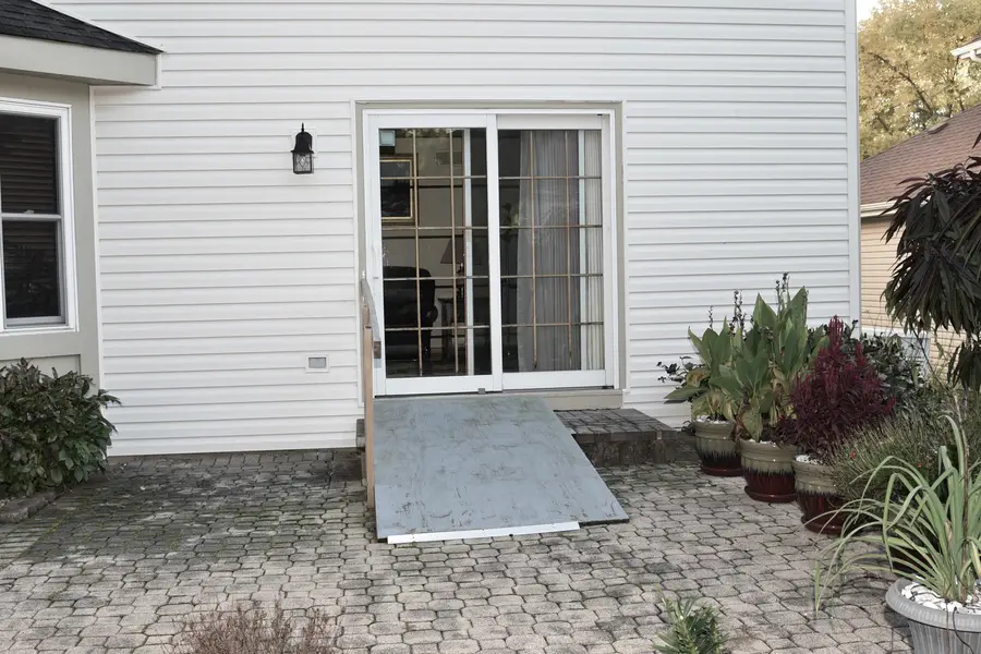 1218 Meadowlark Lane, Grayslake, IL 60030 - #3