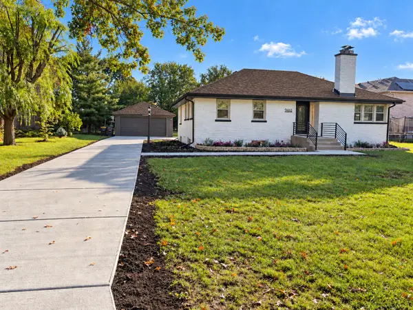 9441 Greenwood Drive, Des Plaines, IL 60016