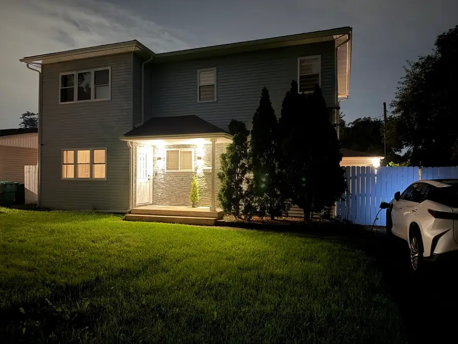 290 E Norman Lane, Wheeling, IL 60090 - #2