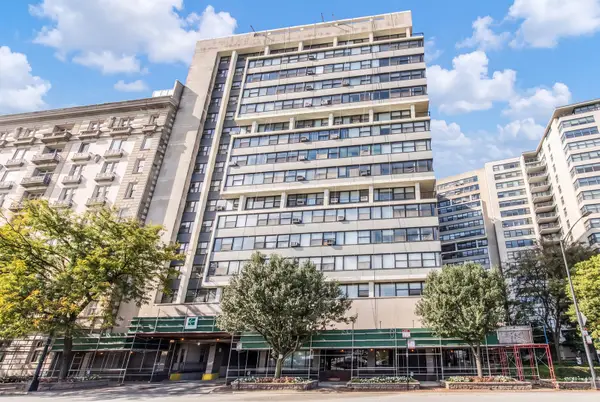 3410 N Lake Shore Drive #15G, Chicago, IL 60657