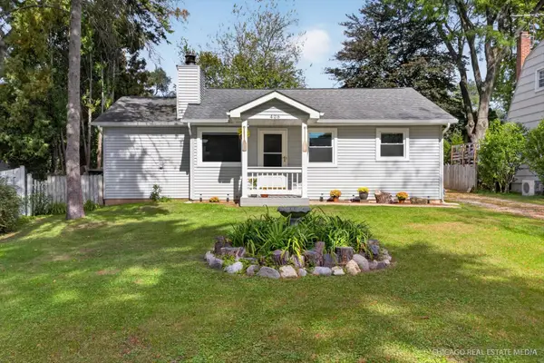 406 Woodbine Avenue, Island Lake, IL 60042