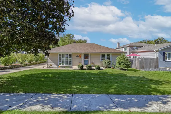 1048 Hermes Avenue, Lemont, IL 60439