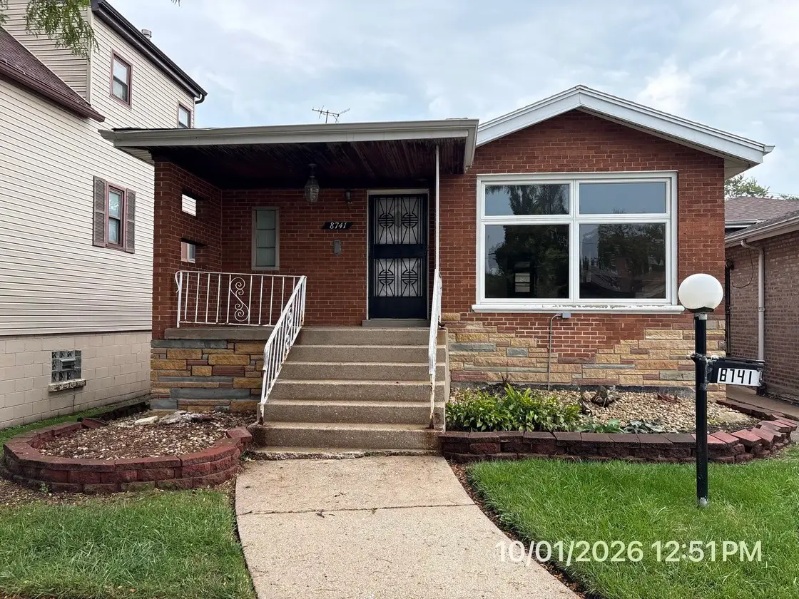 8741 S Luella Avenue, Chicago, IL 60617 - #1