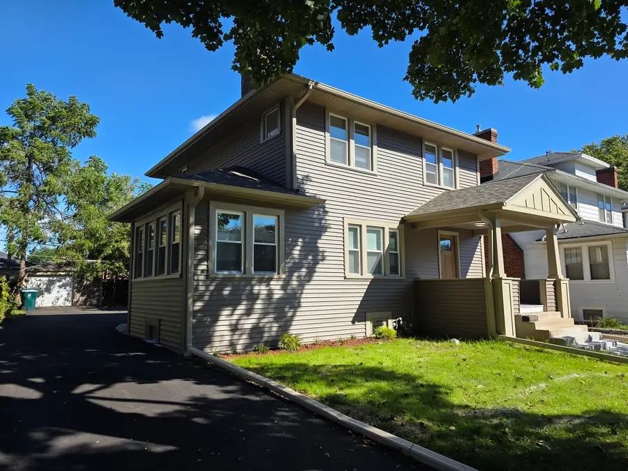 418 Hull Court, Waukegan, IL 60085 - #2