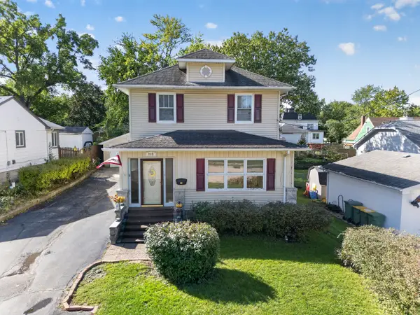 215 E 4th Street, Lockport, IL 60441