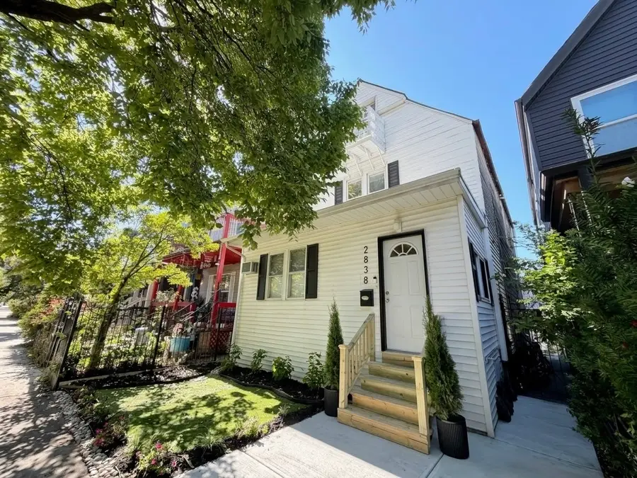 2838 N Richmond Street, Chicago, IL 60618 - #2