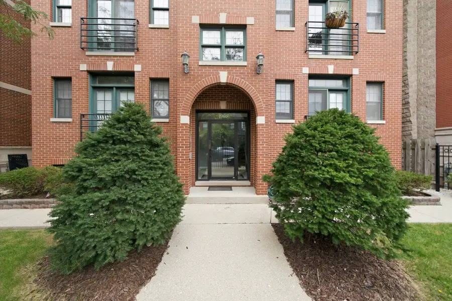 1916 W Belmont Avenue #3W, Chicago, IL 60657 - #3