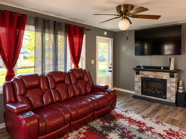 123 James Street, Montgomery, IL 60538 - #3