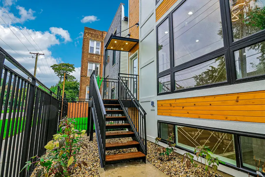 3804 W Ohio Street, Chicago, IL 60624 - #3
