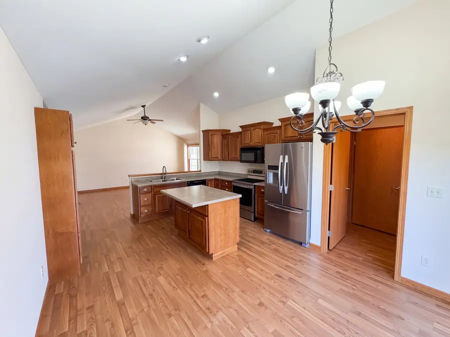 1823 Kingsbury Road, Washington, IL 61571 - #2