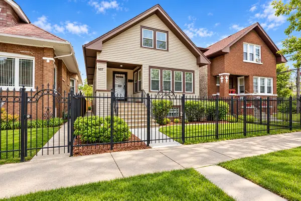 1217 N Mason Avenue, Chicago, IL 60651