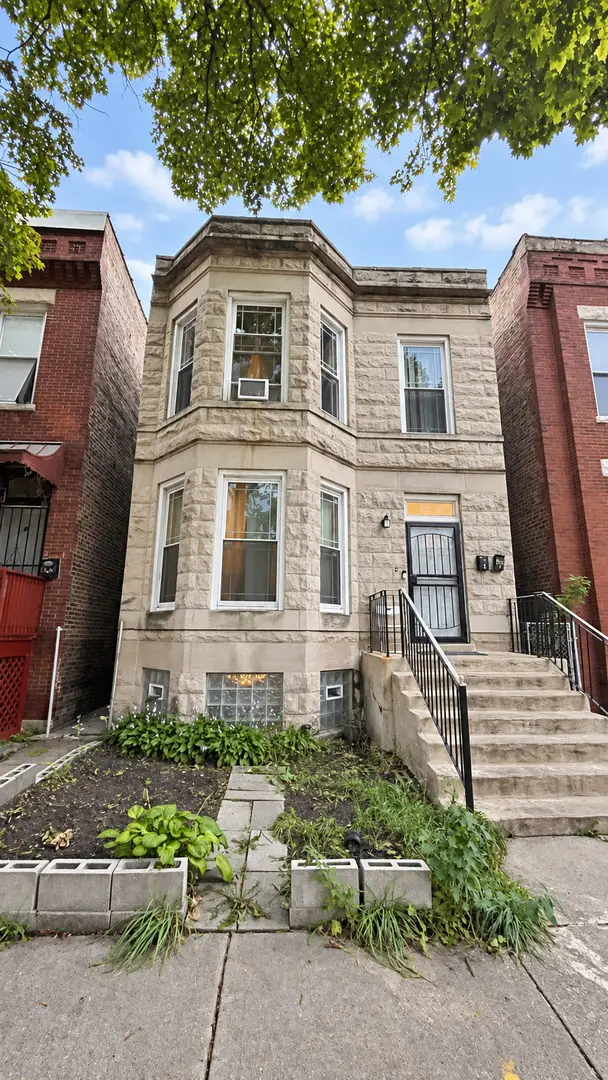 6620 S Marquette Road, Chicago, IL 60637 - #1