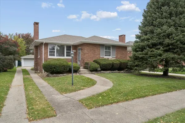 10300 Milford, Westchester, IL 60154