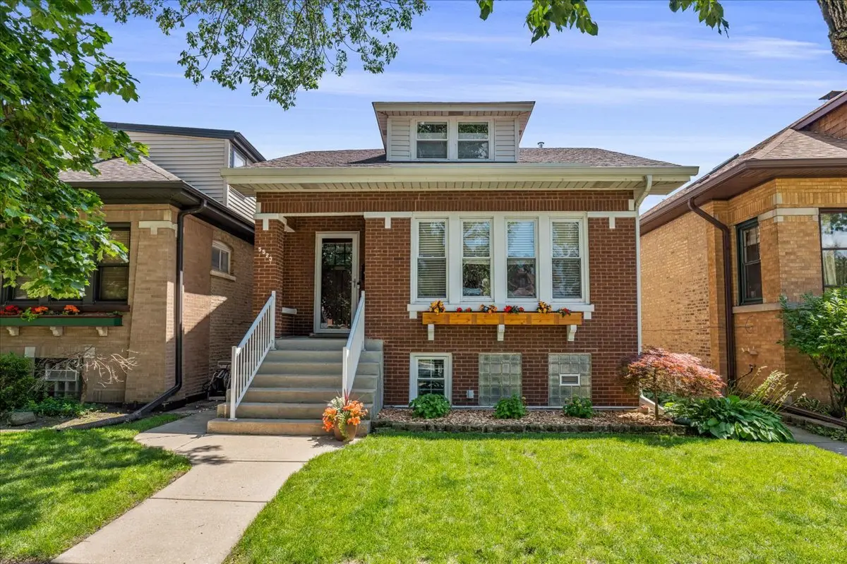 5523 W Pensacola Avenue, Chicago, IL 60641 - #1