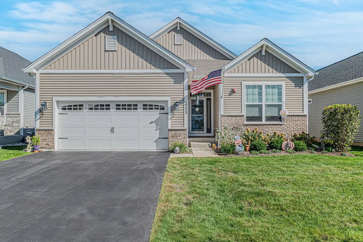 211 N Sunset Lane, Addison, IL 60101 - #1